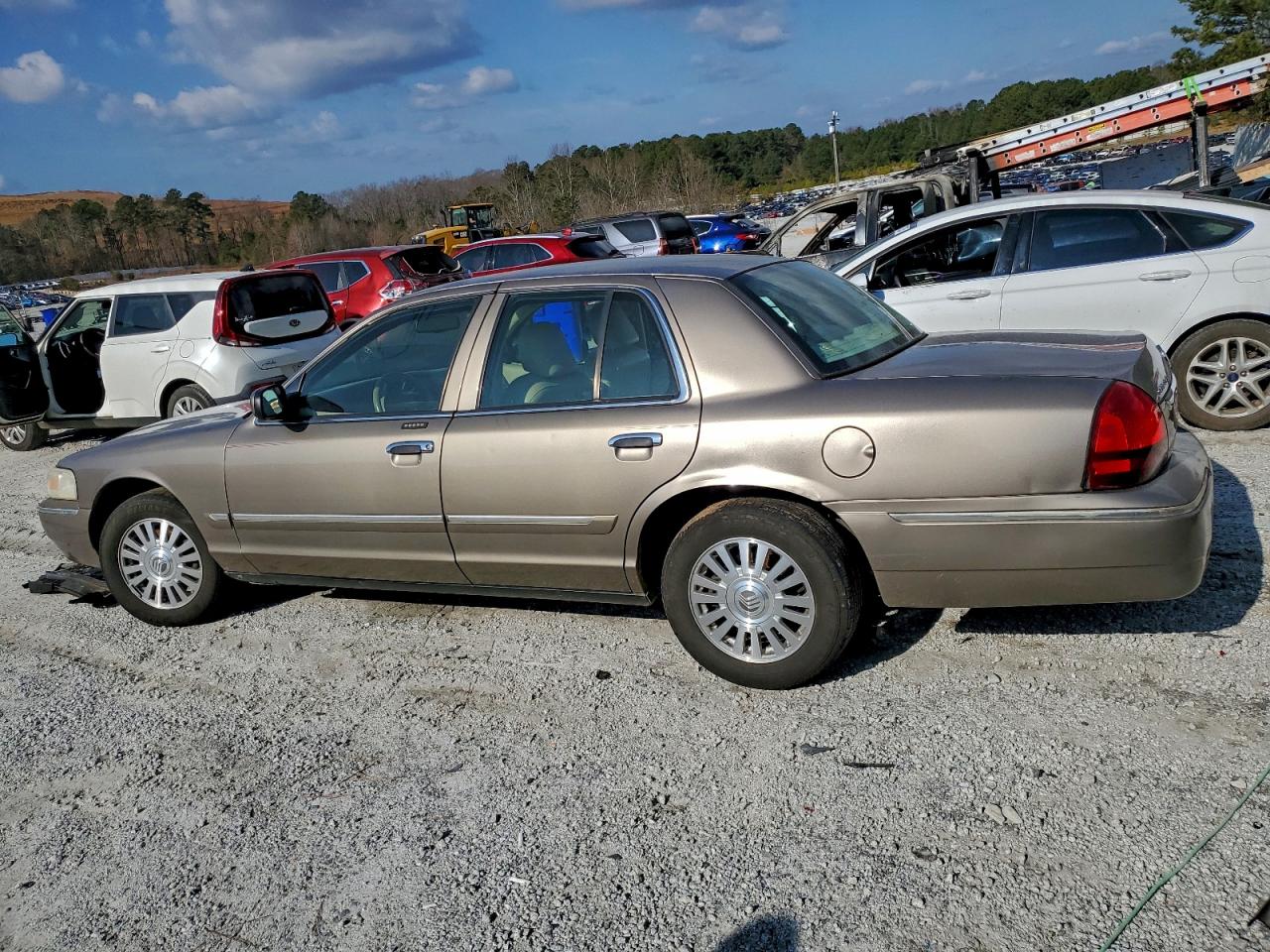 2006 MERCURY GRAND MARQUIS LS photo 2