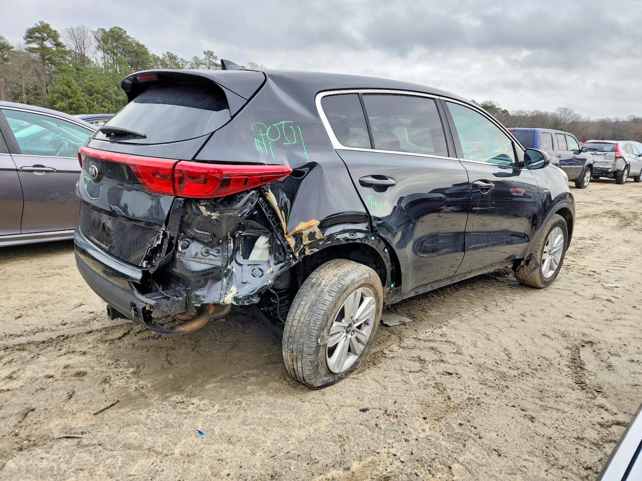 2019 KIA SPORTAGE LX photo 3
