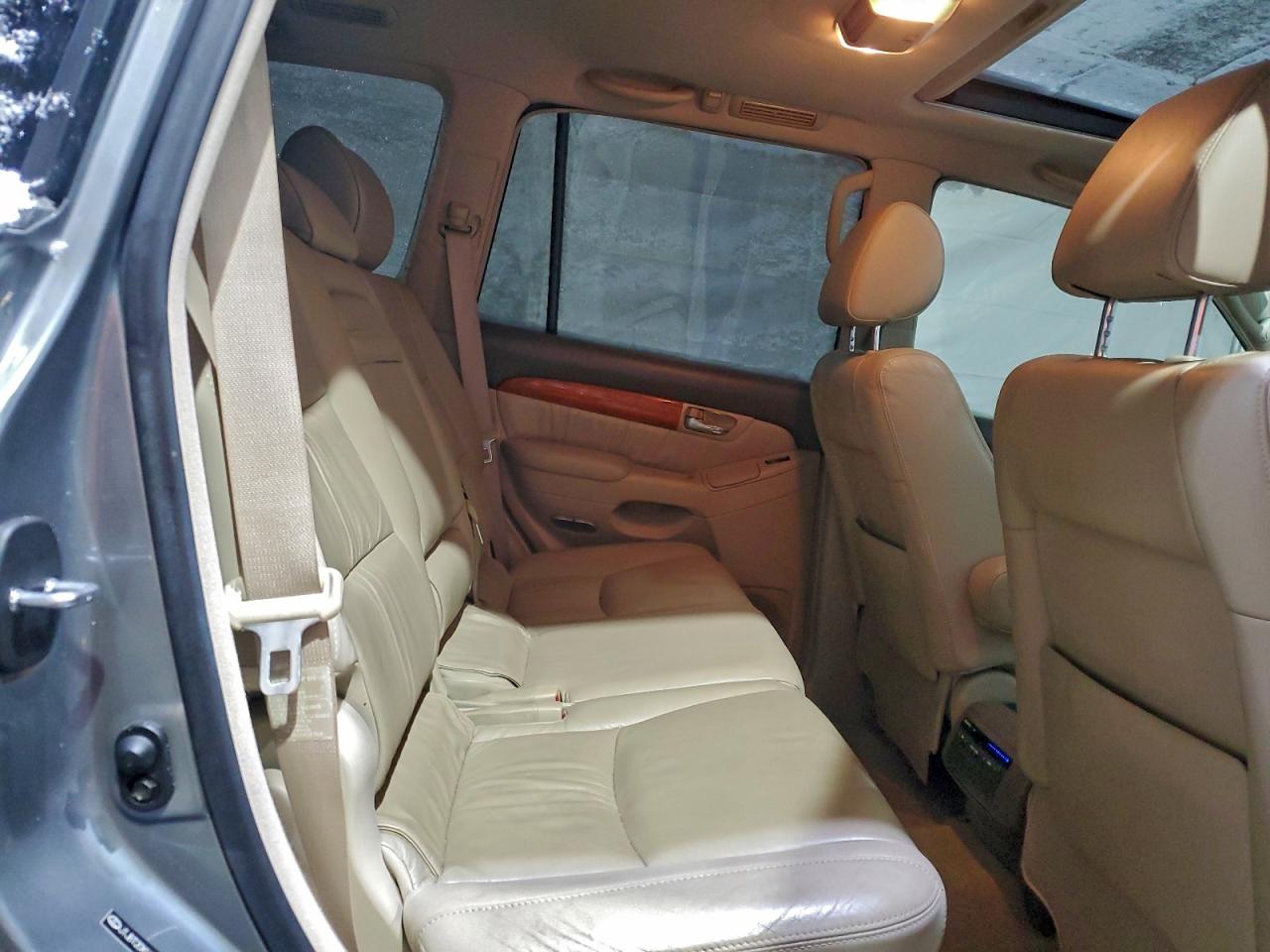 2006 LEXUS GX 470 photo 21