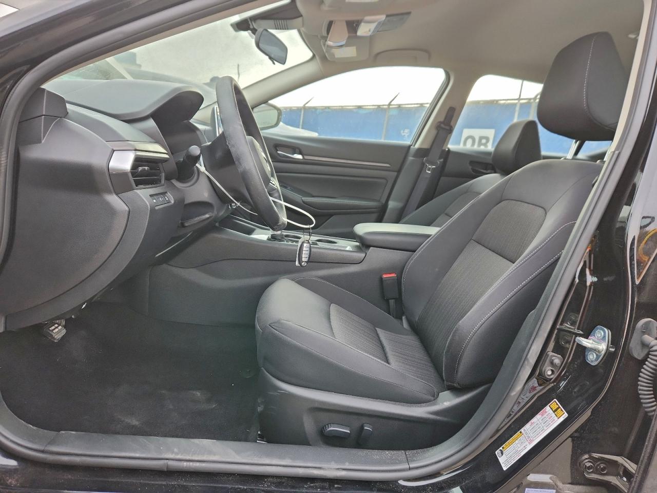 2025 NISSAN ALTIMA SV photo 7