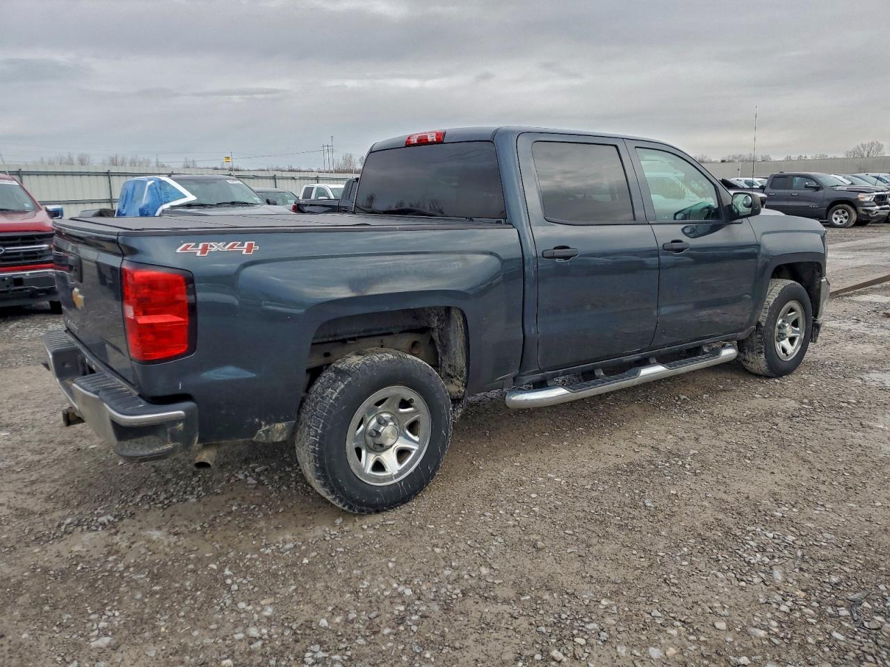 2017 CHEVROLET SILVERADO K1500 photo 4