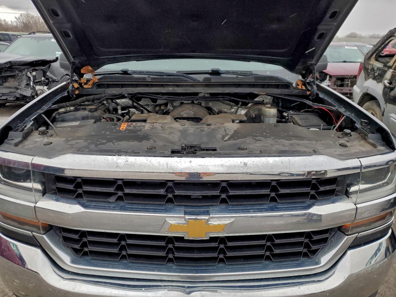 2017 CHEVROLET SILVERADO K1500 photo 11