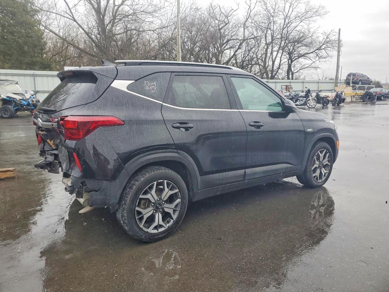 2021 KIA SELTOS EX photo 5