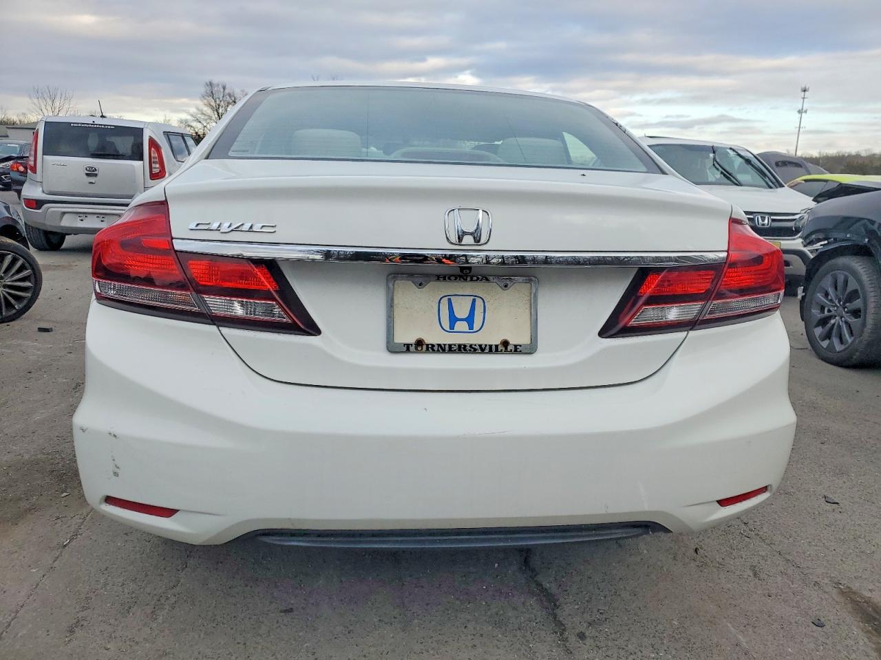 2015 HONDA CIVIC LX photo 11