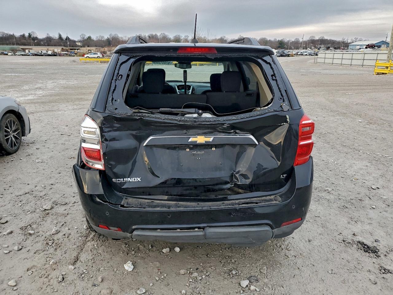 2017 CHEVROLET EQUINOX LT photo 11