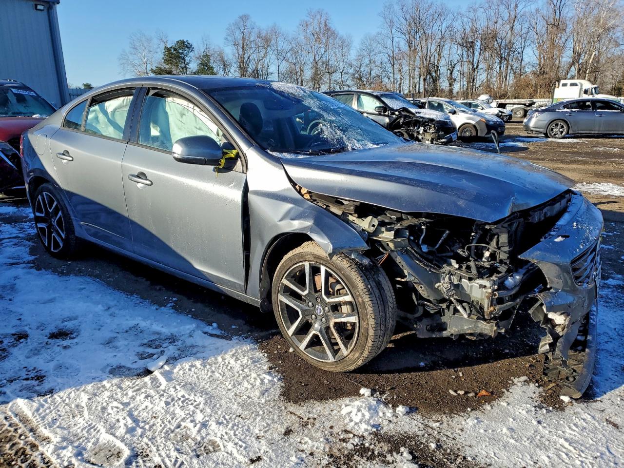 2017 VOLVO S60 DYNAMIC photo 10