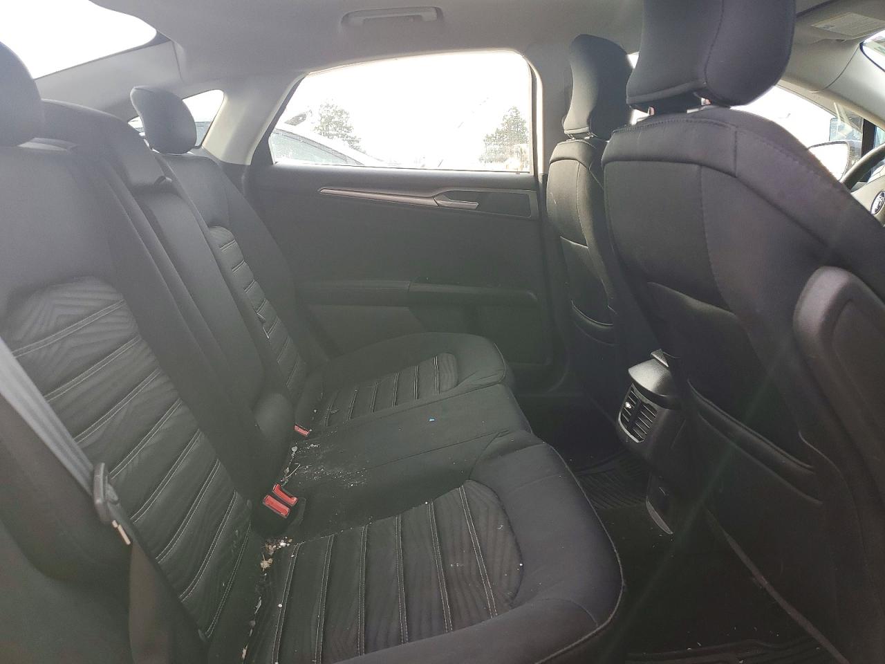 2016 FORD FUSION SE photo 37