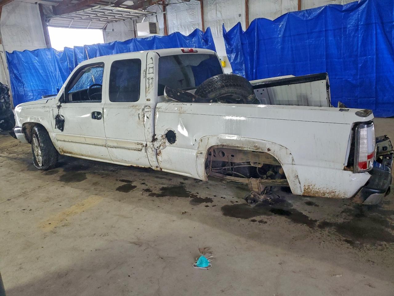 2003 CHEVROLET SILVERADO K1500 photo 3