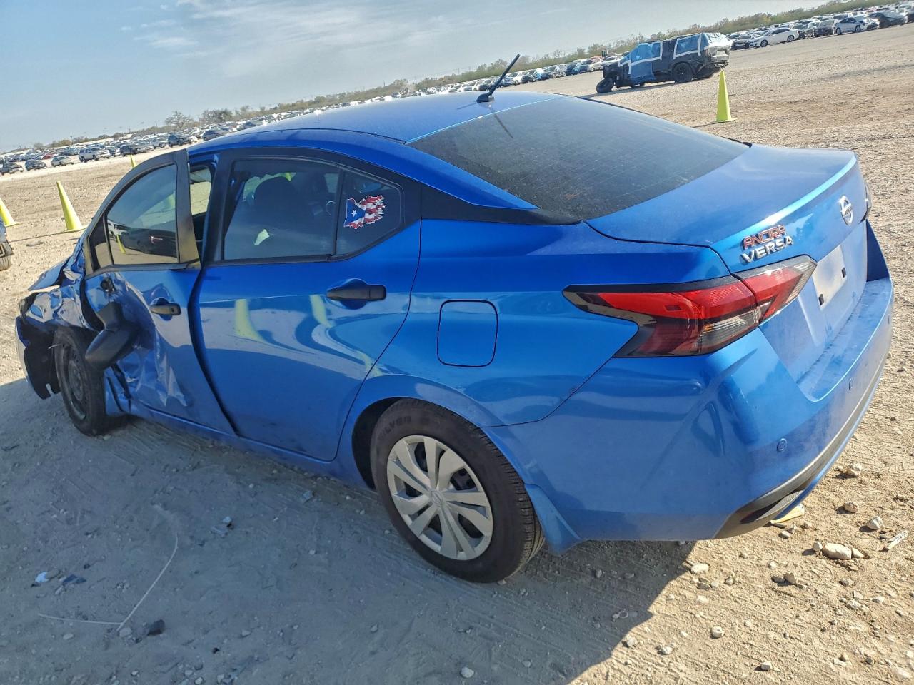 2021 NISSAN VERSA S photo 3