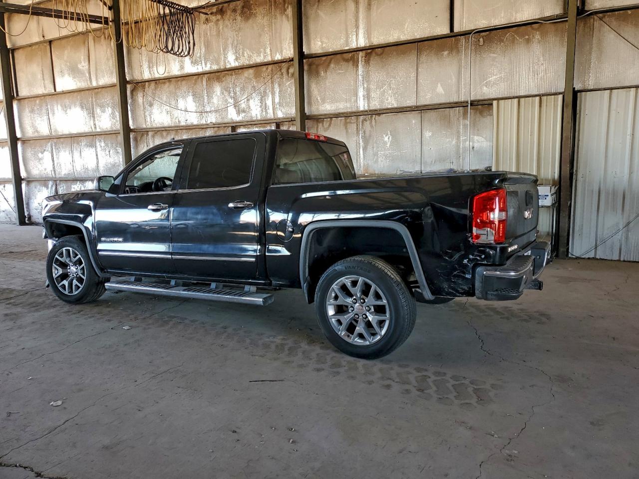 2015 GMC SIERRA C1500 SLT photo 3