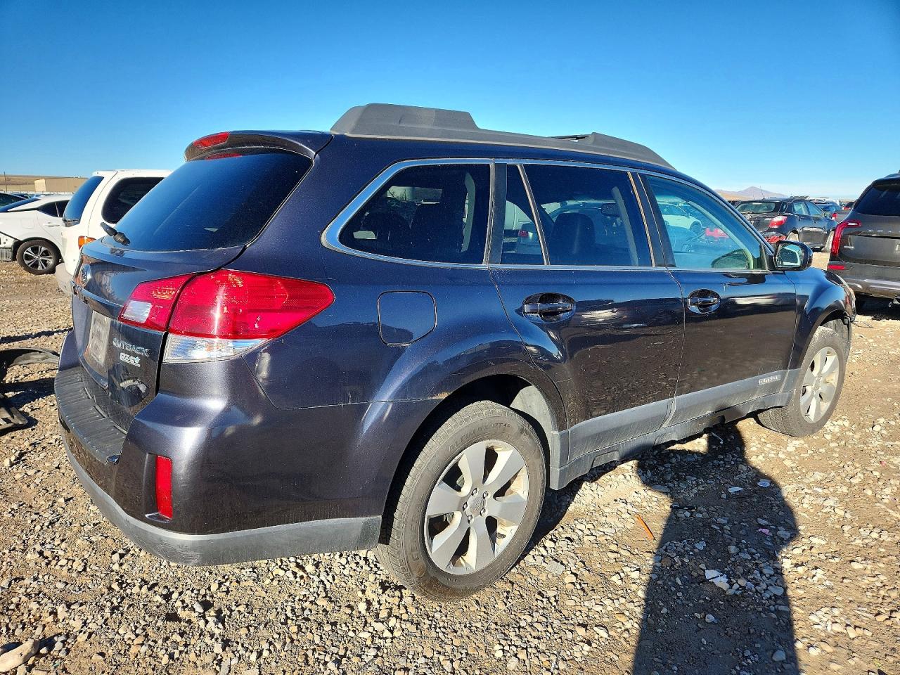 2010 SUBARU OUTBACK 2.5I LIMITED photo 7