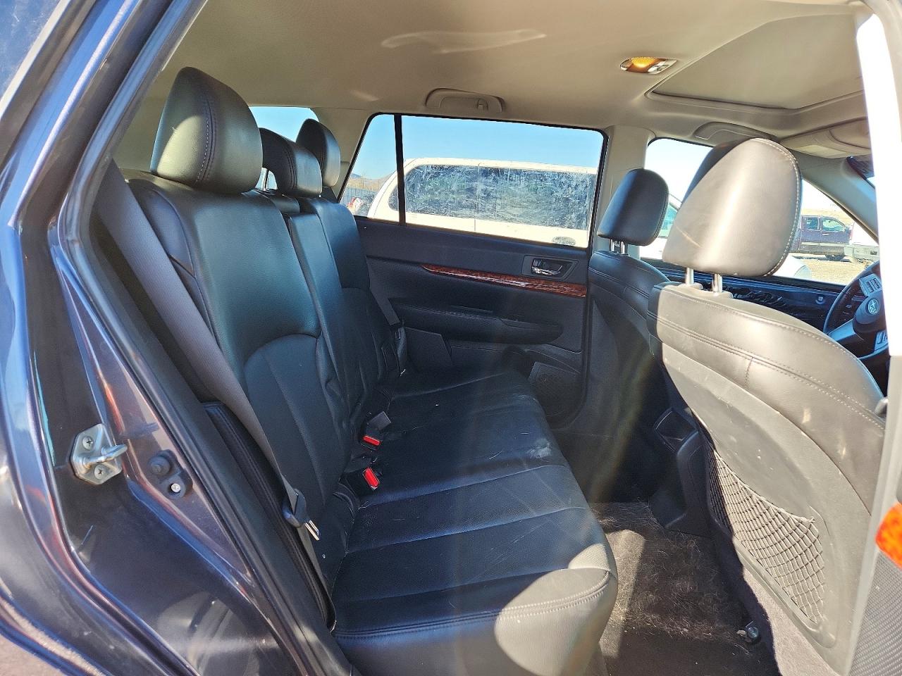 2010 SUBARU OUTBACK 2.5I LIMITED photo 28