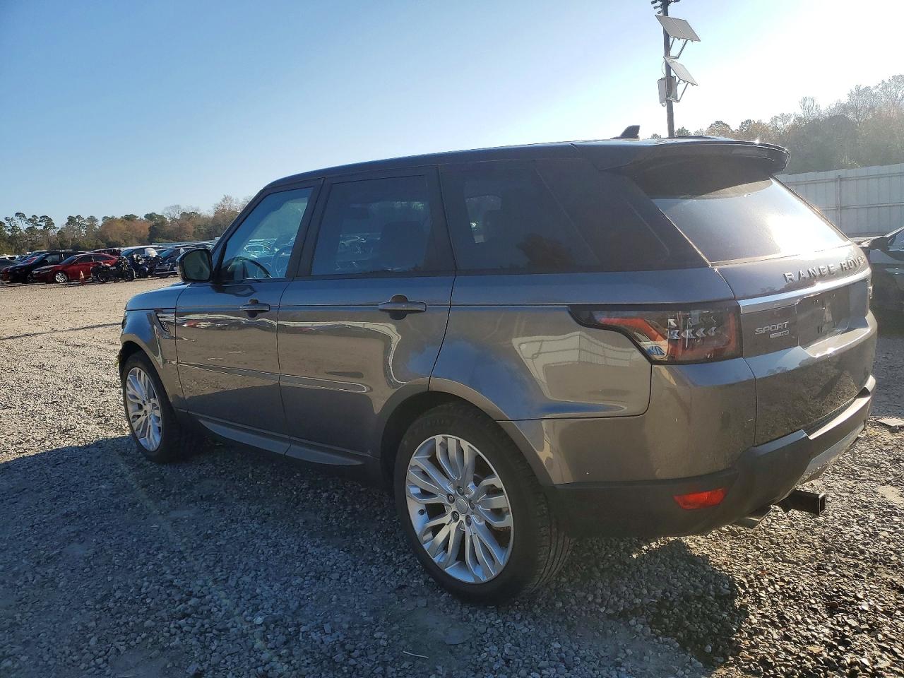 2015 LAND ROVER RANGE ROVER SPORT HSE photo 2