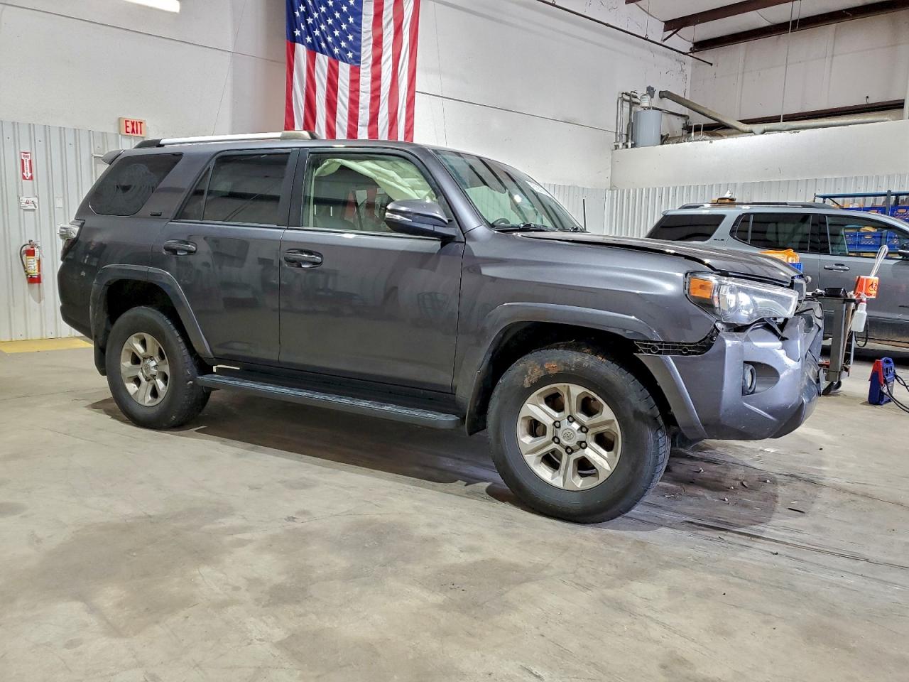 2022 TOYOTA 4RUNNER SR5/SR5 PREMIUM photo 4