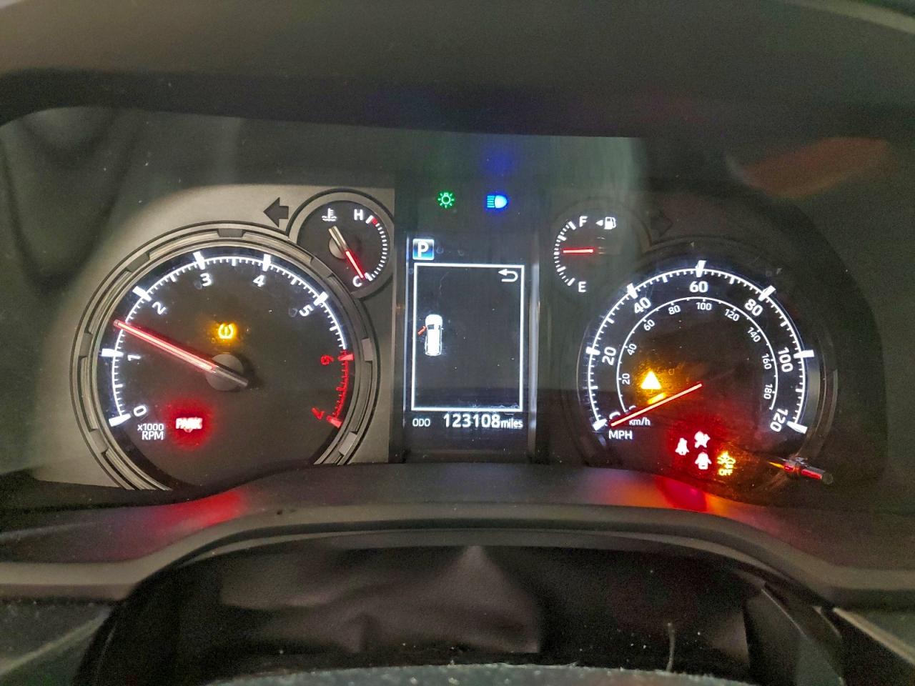 2022 TOYOTA 4RUNNER SR5/SR5 PREMIUM photo 9