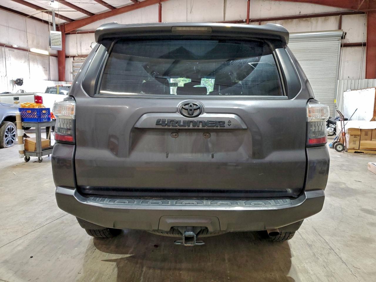 2022 TOYOTA 4RUNNER SR5/SR5 PREMIUM photo 6