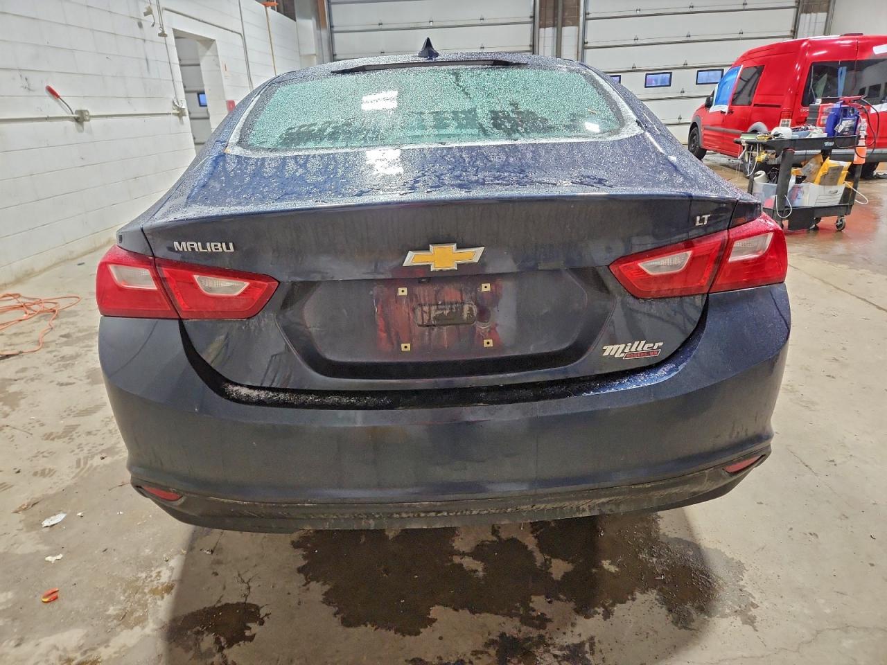 2016 CHEVROLET MALIBU LT photo 6