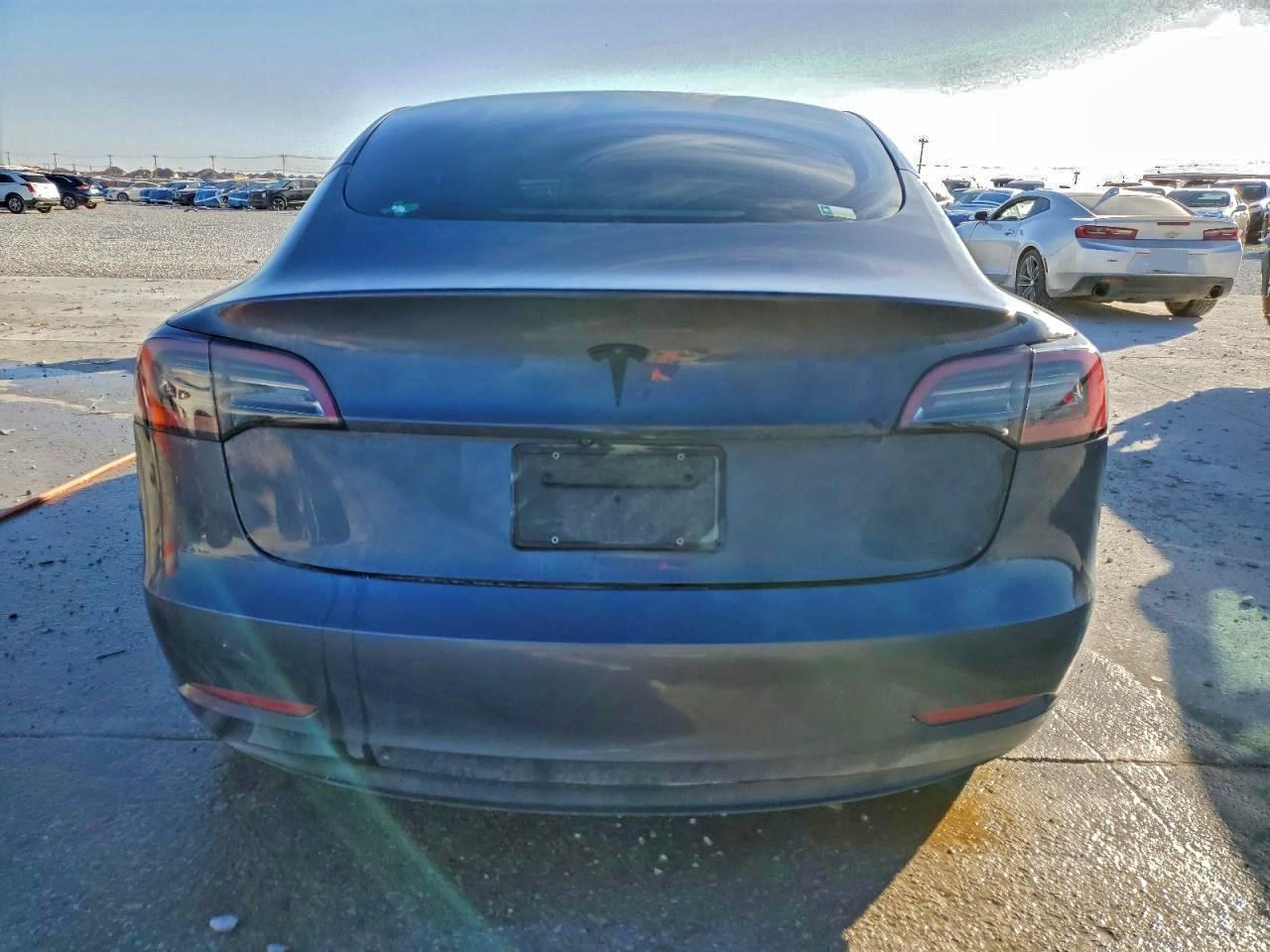 2023 TESLA MODEL 3 photo 11