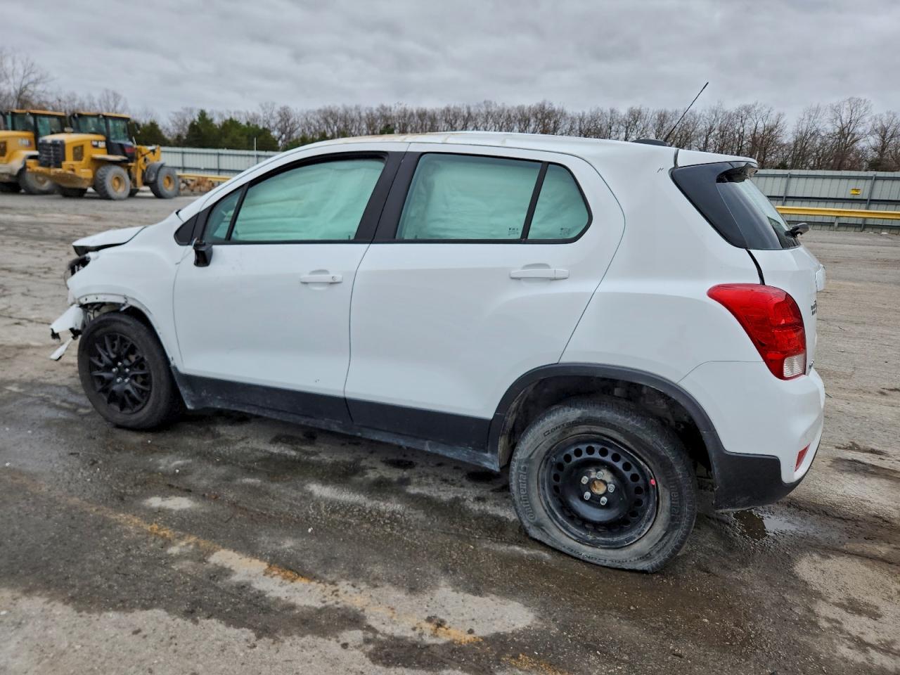 2018 CHEVROLET TRAX LS photo 4