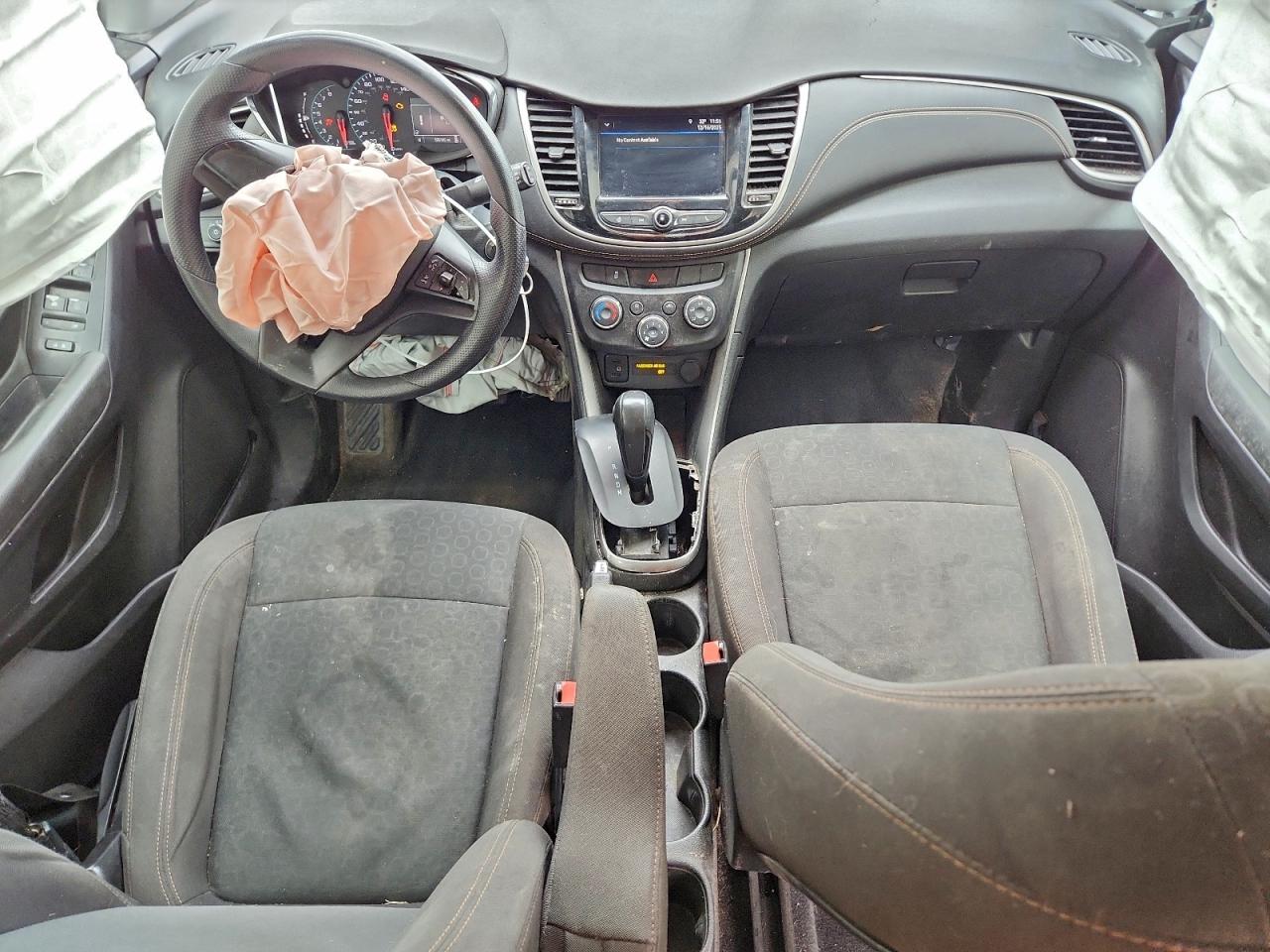 2018 CHEVROLET TRAX LS photo 22