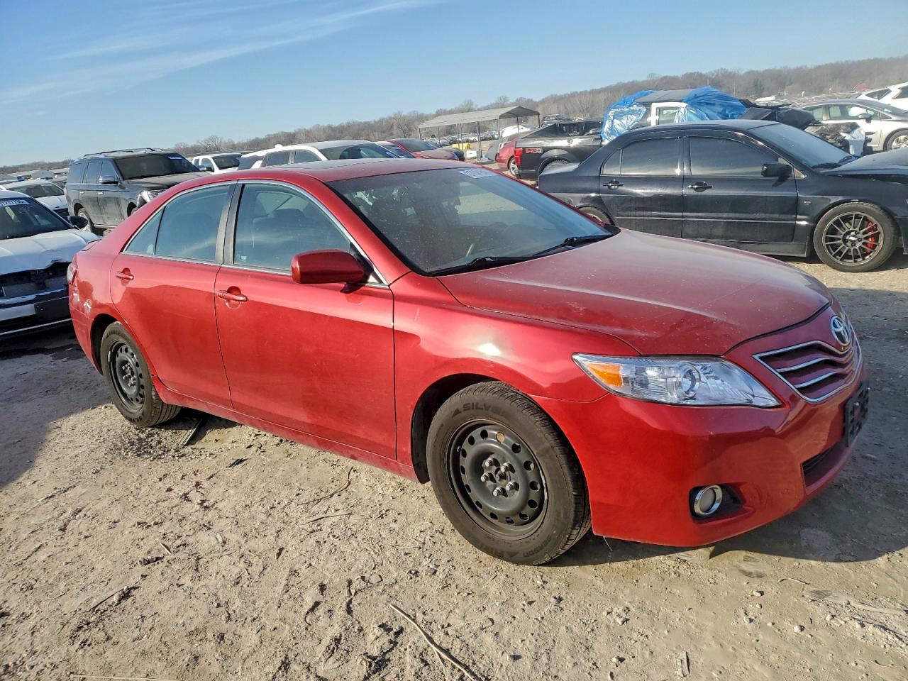 2011 TOYOTA CAMRY SE photo 4