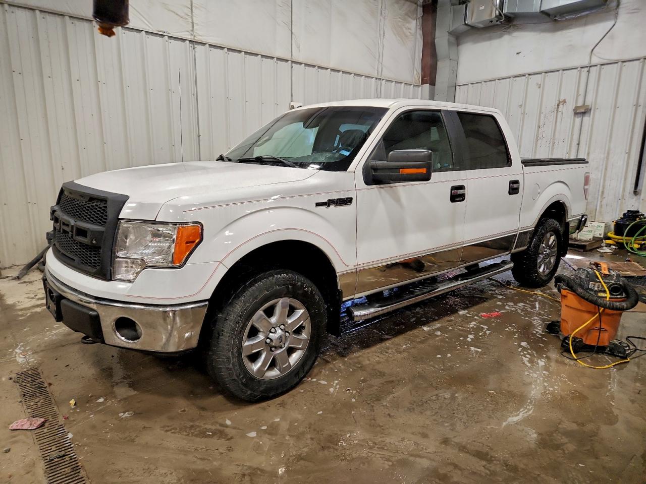 2013 FORD F150