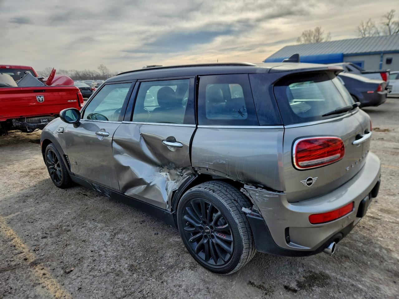 2020 MINI COOPER S CLUBMAN ALL4 photo 2