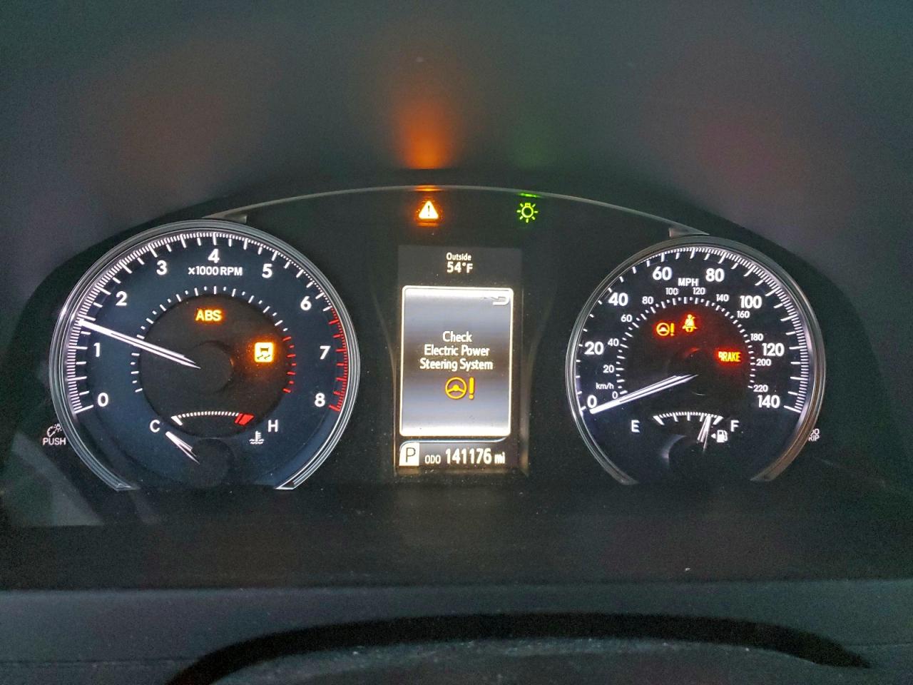 2016 TOYOTA CAMRY LE photo 9