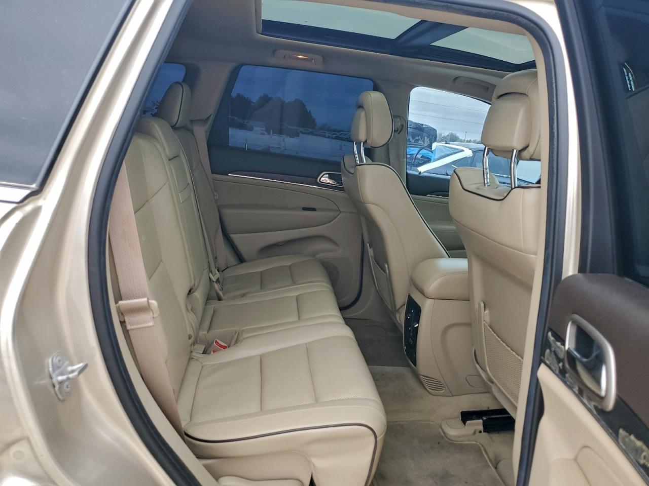 2014 JEEP GRAND CHEROKEE OVERLAND photo 11