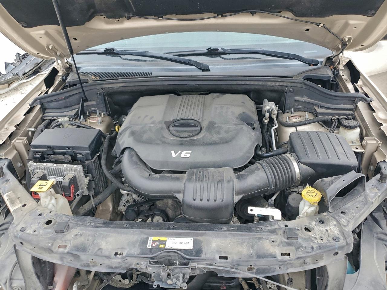 2014 JEEP GRAND CHEROKEE OVERLAND photo 12