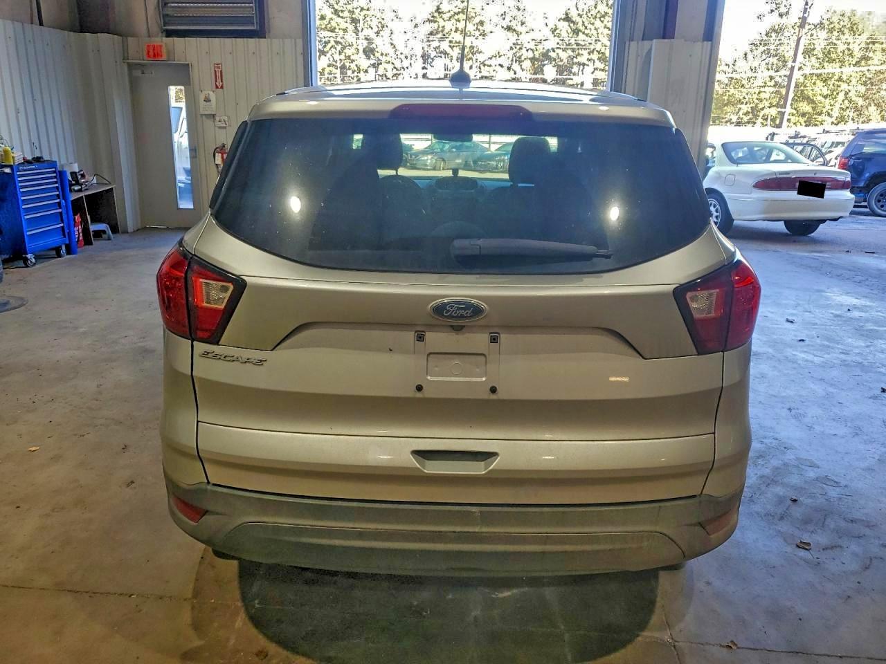 2019 FORD ESCAPE S photo 16