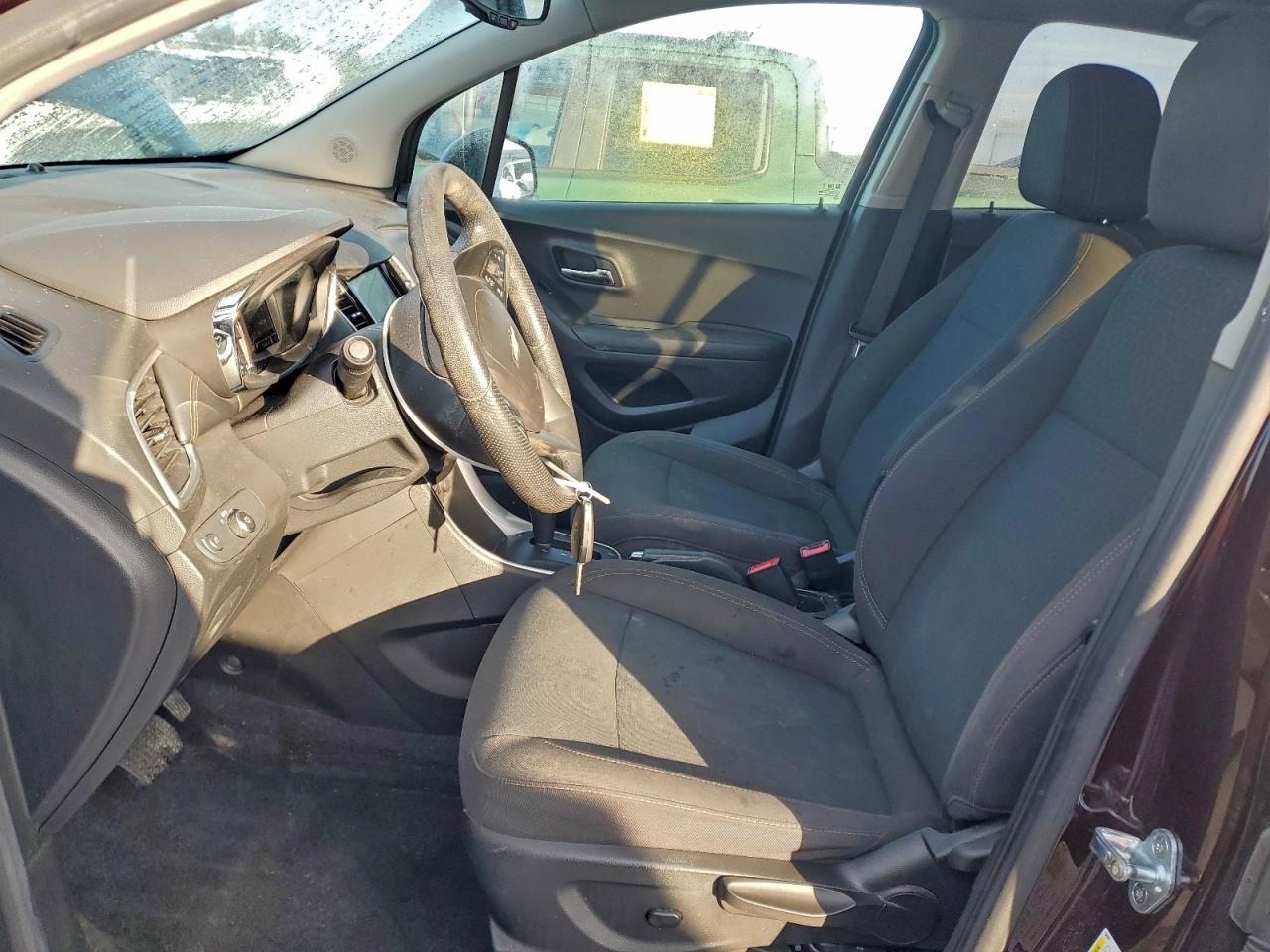 2021 CHEVROLET TRAX LS photo 7