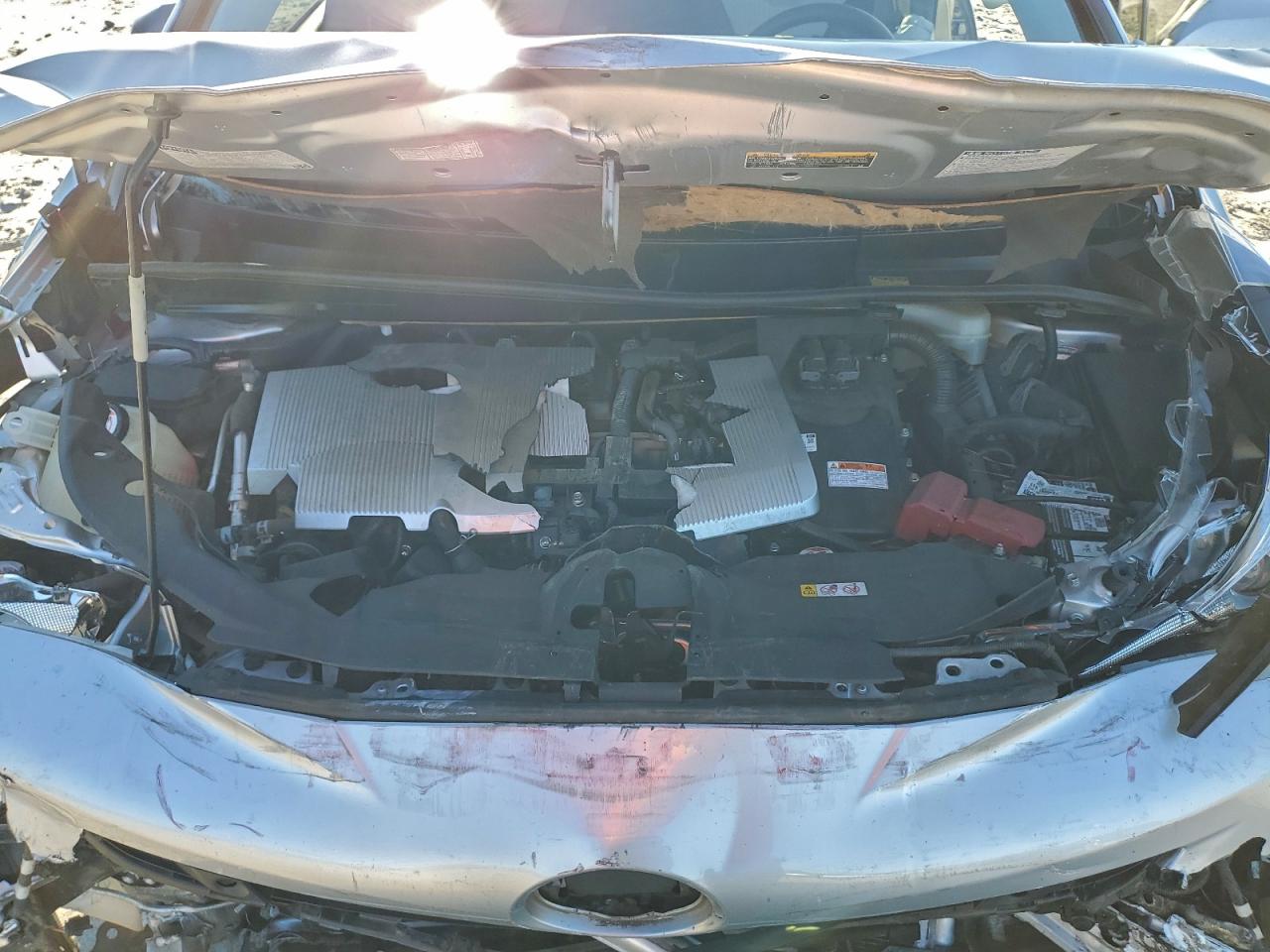 2017 TOYOTA PRIUS photo 11