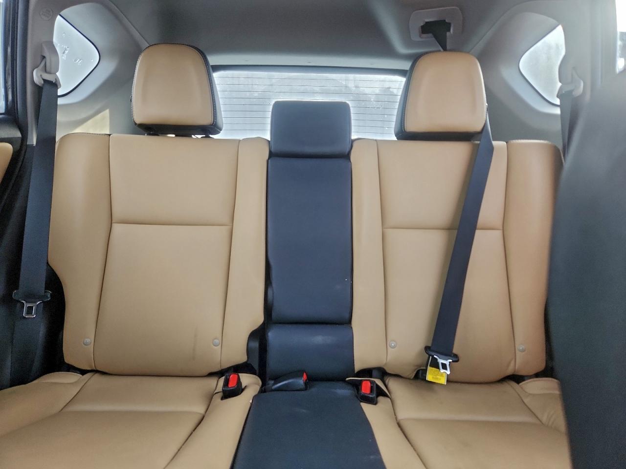 2016 TOYOTA RAV4 LIMITED photo 19