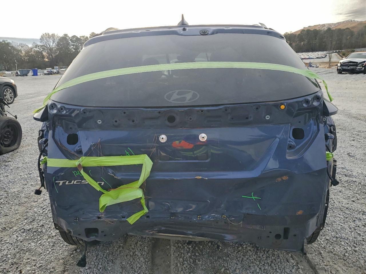 2025 HYUNDAI TUCSON SEL photo 6