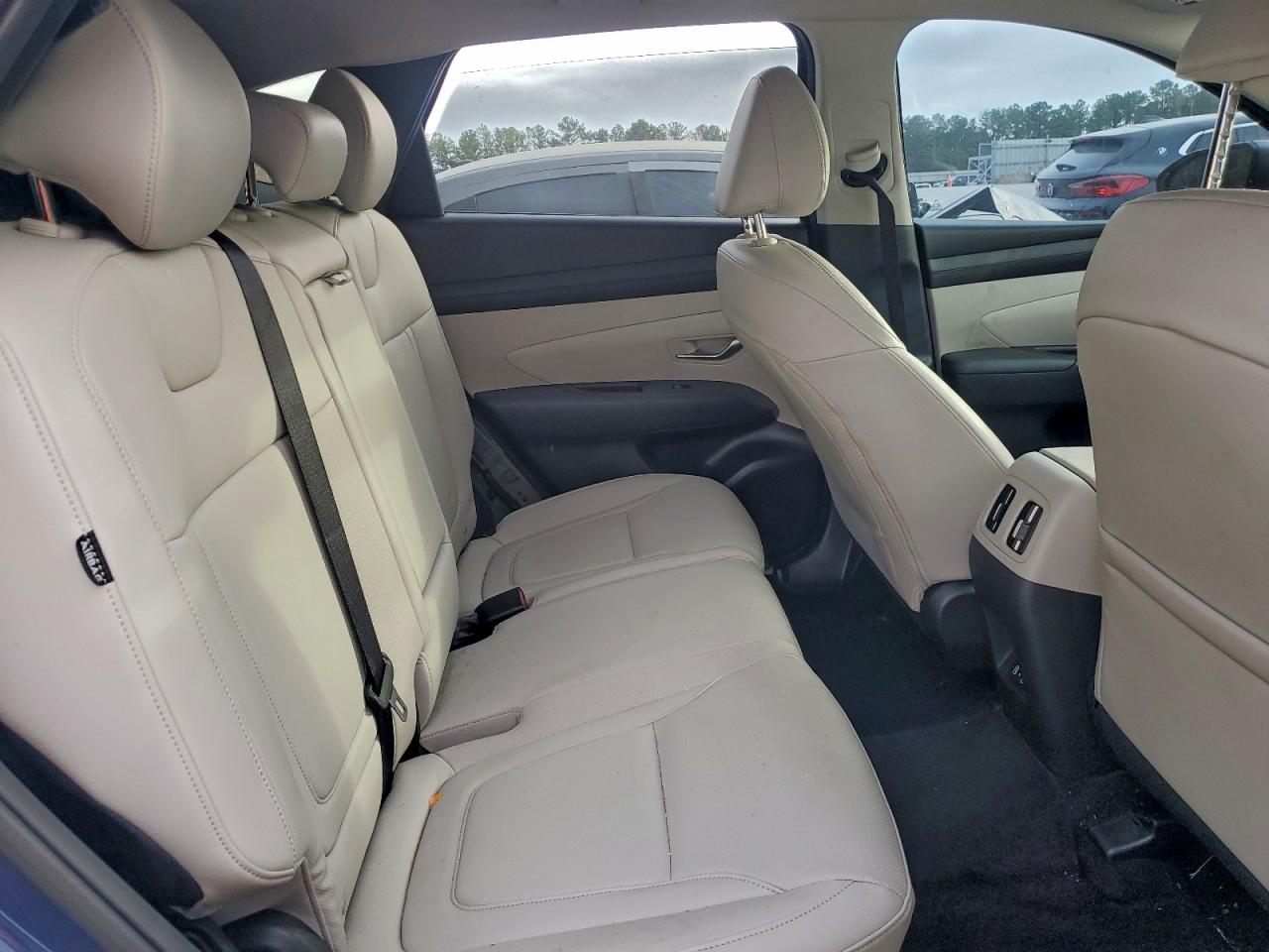 2025 HYUNDAI TUCSON SEL photo 11