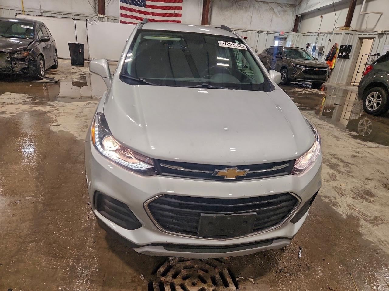 2020 CHEVROLET TRAX 1LT photo 5