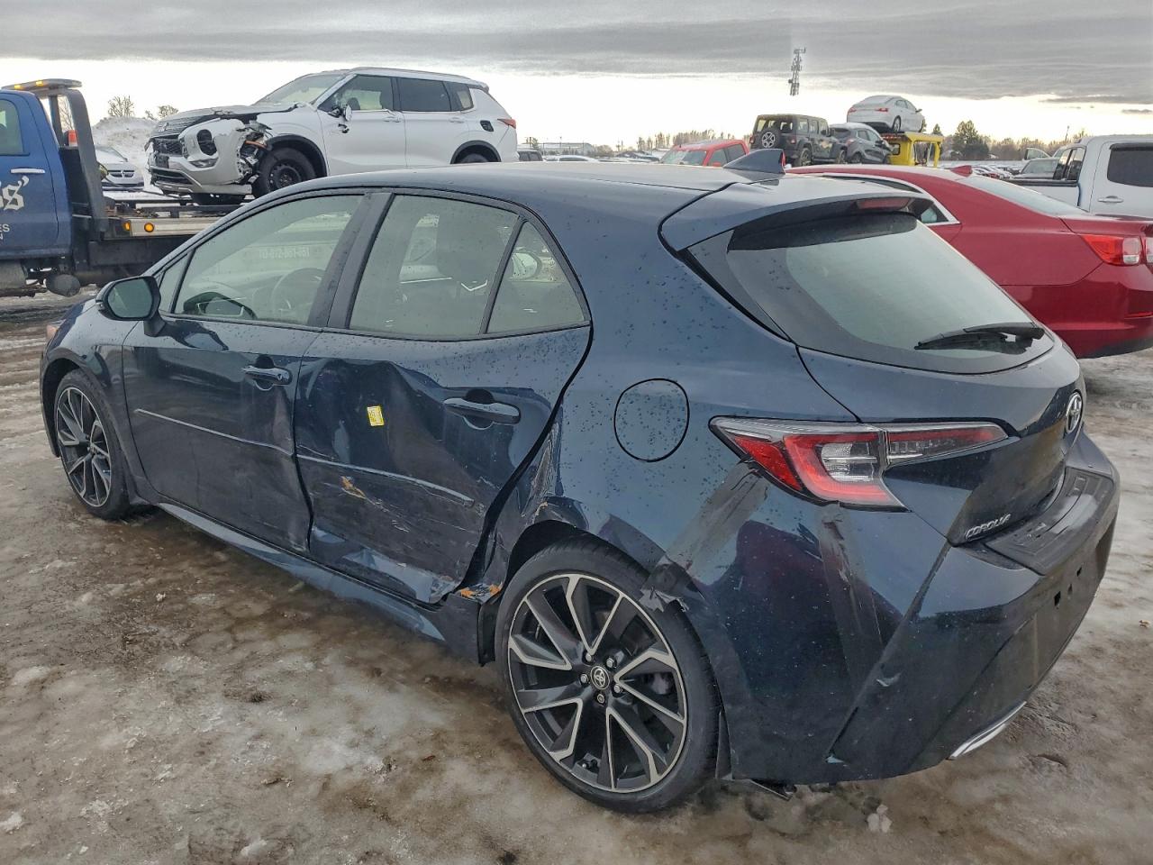 2019 TOYOTA COROLLA SE photo 2