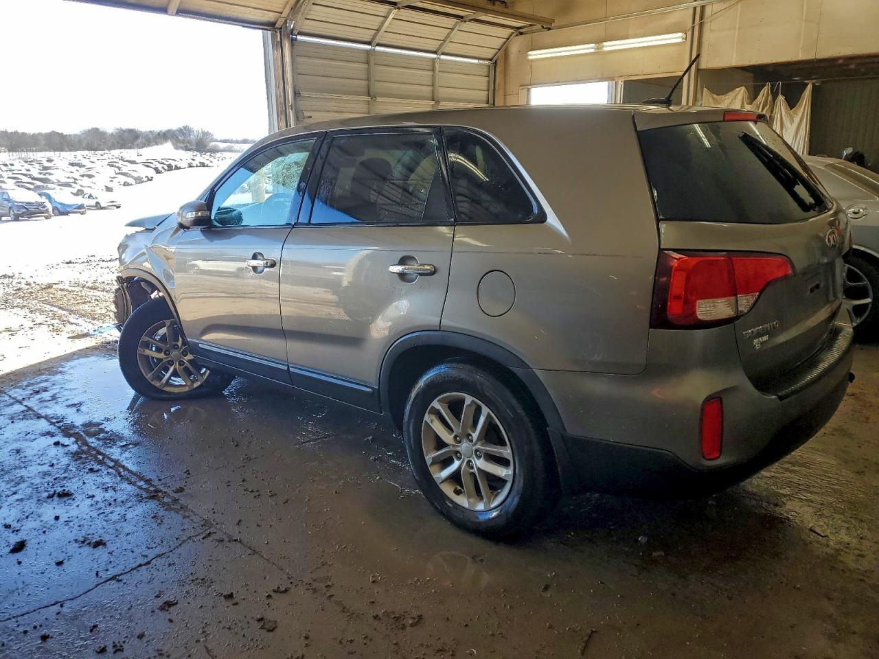2014 KIA SORENTO LX photo 3