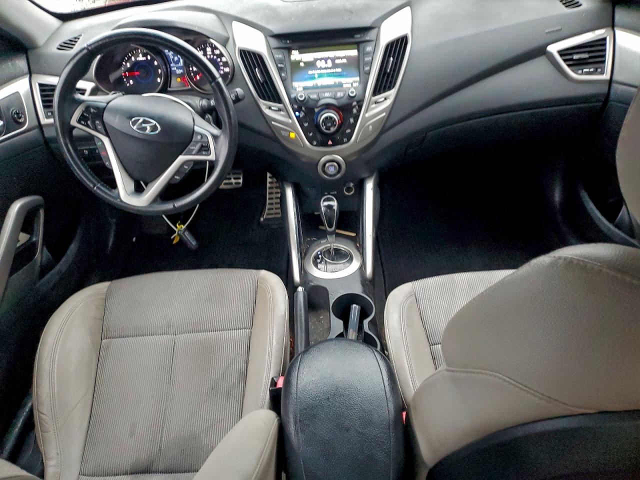 2013 HYUNDAI VELOSTER photo 22