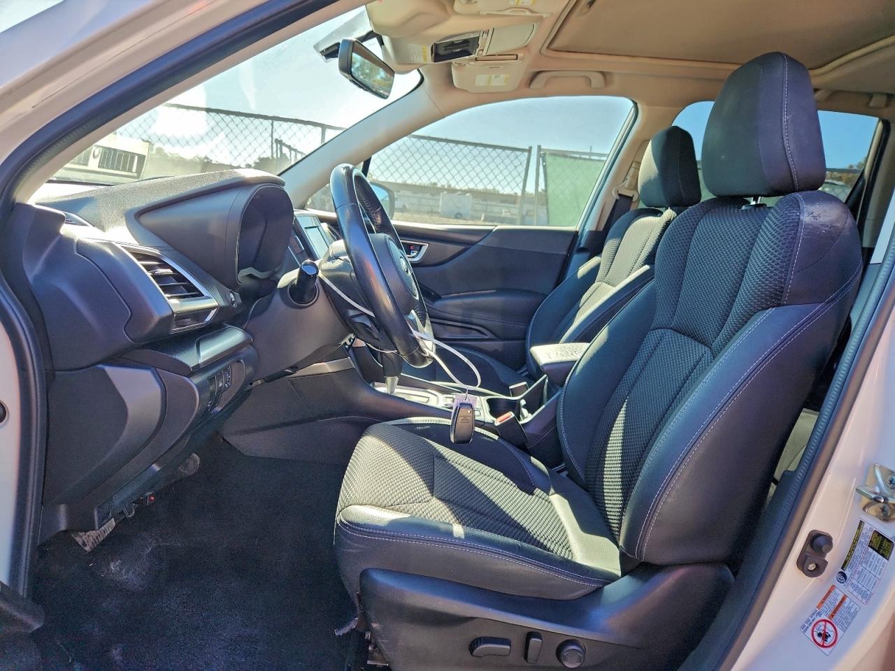 2019 SUBARU FORESTER PREMIUM photo 13