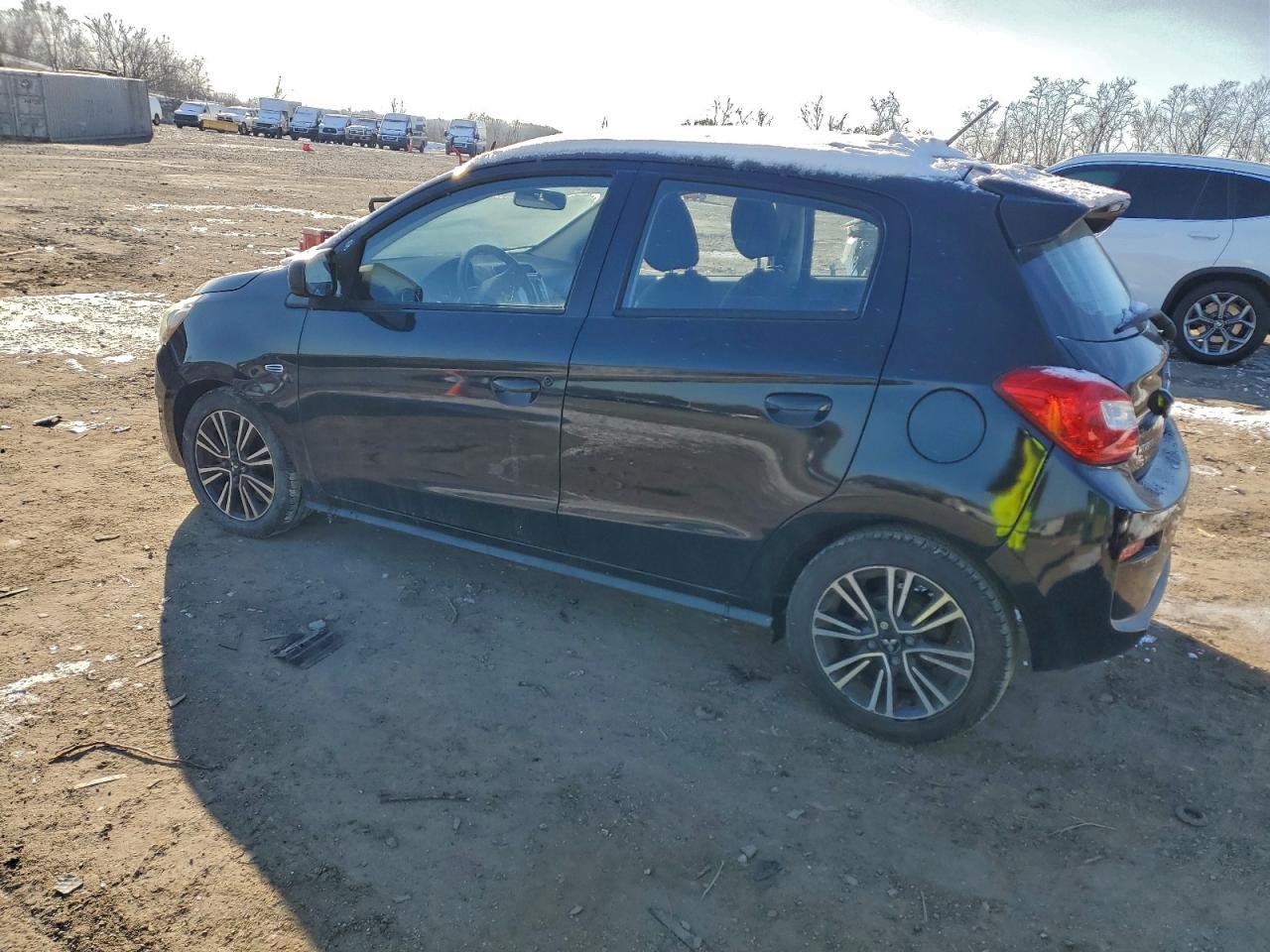 2017 MITSUBISHI MIRAGE GT photo 3