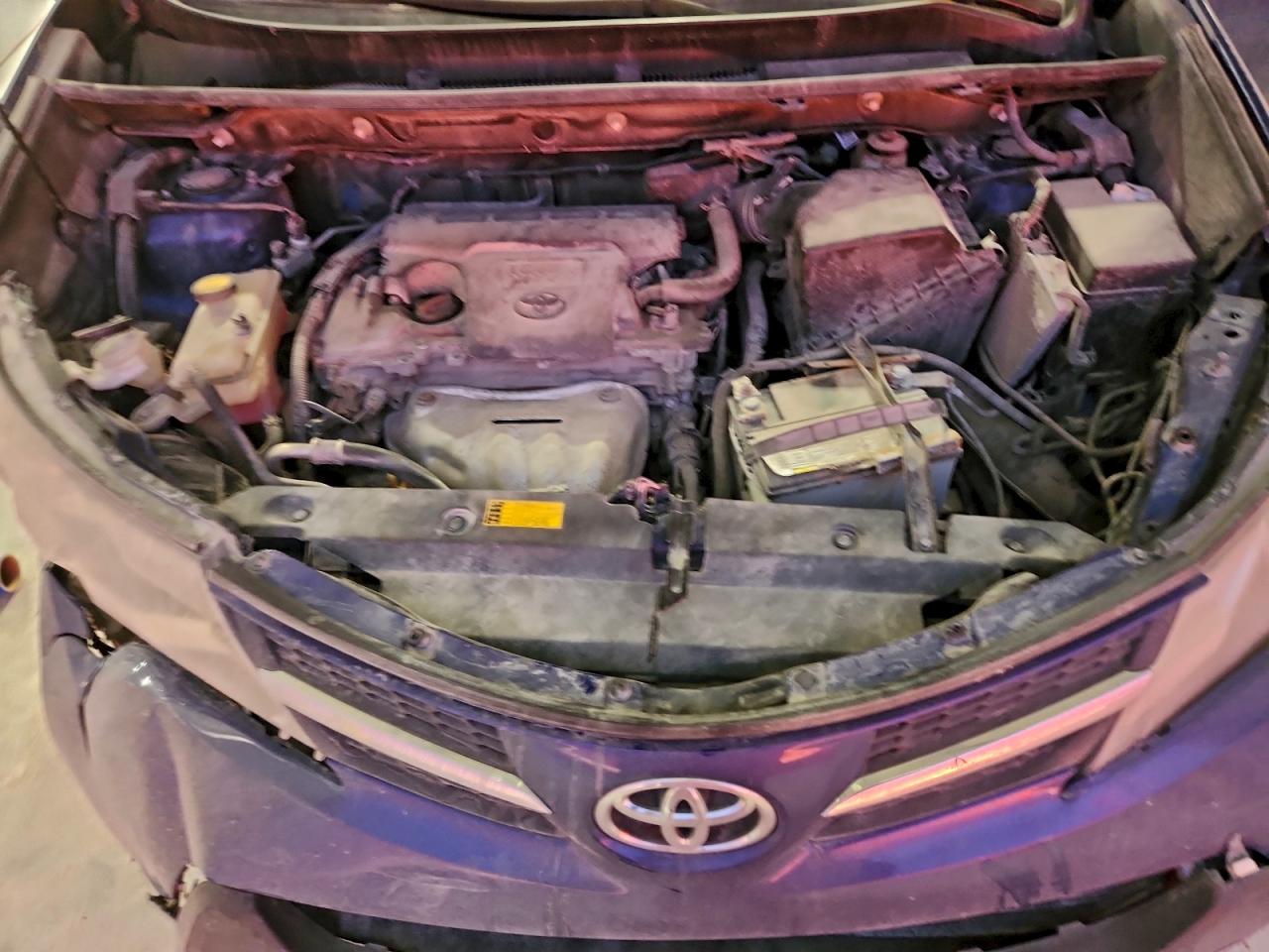 2015 TOYOTA RAV4 XLE photo 34