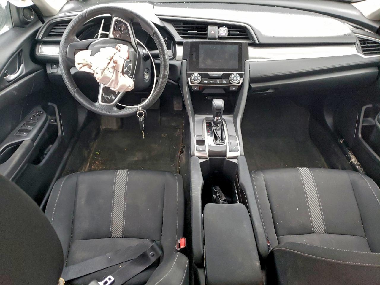 2017 HONDA CIVIC LX photo 8