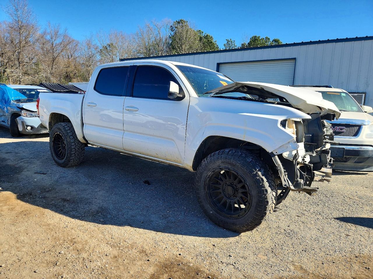 2017 TOYOTA TACOMA DOUBLE CAB photo 4