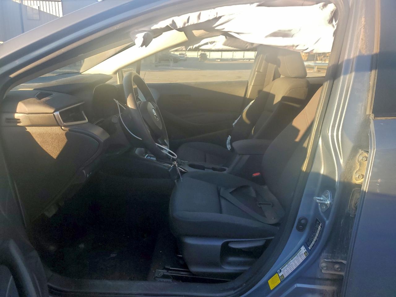 2024 TOYOTA COROLLA LE photo 7