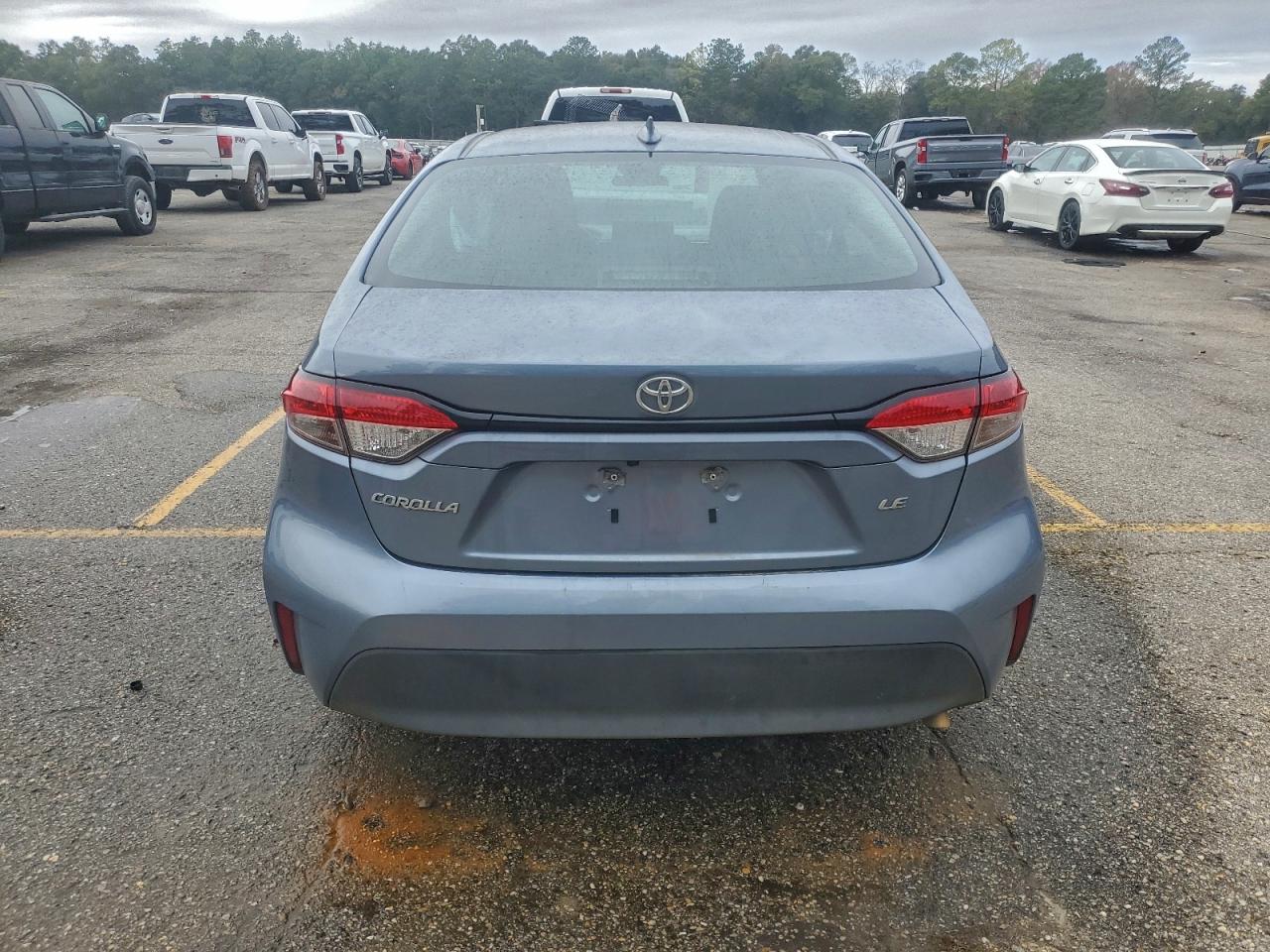 2024 TOYOTA COROLLA LE photo 6