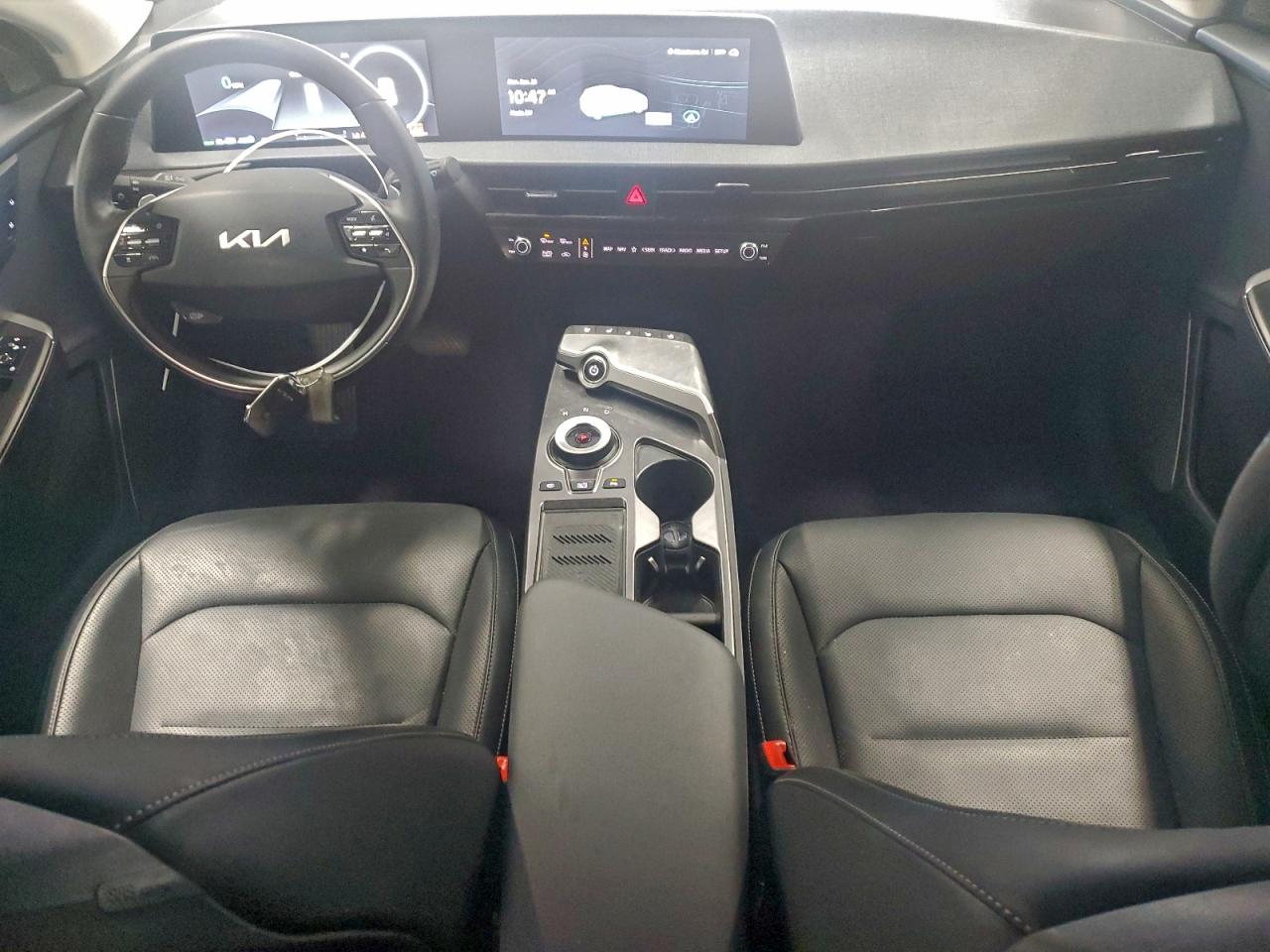 2024 KIA EV6 LIGHT photo 8