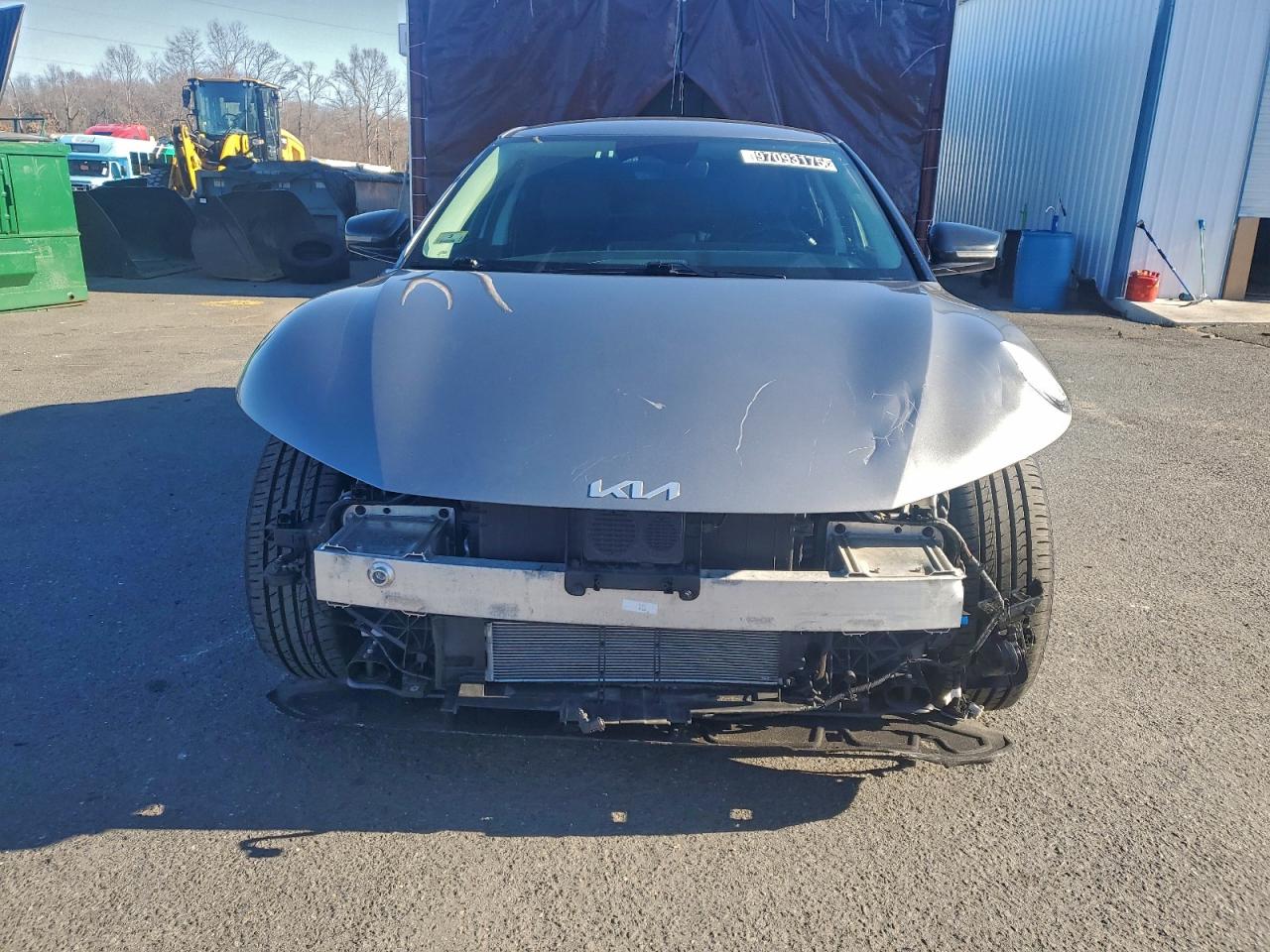 2024 KIA EV6 LIGHT photo 5