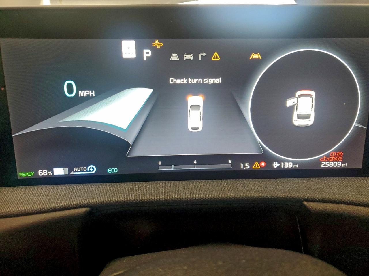 2024 KIA EV6 LIGHT photo 9